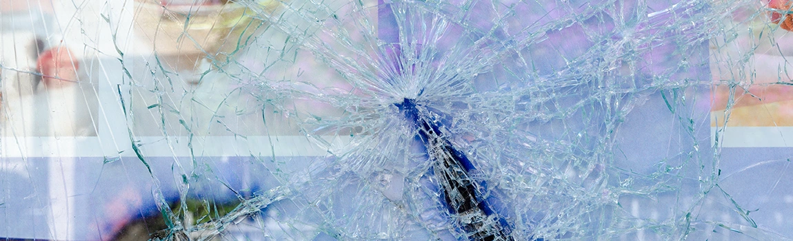 Window Broken Glass Repair in Daytona Beach, FL